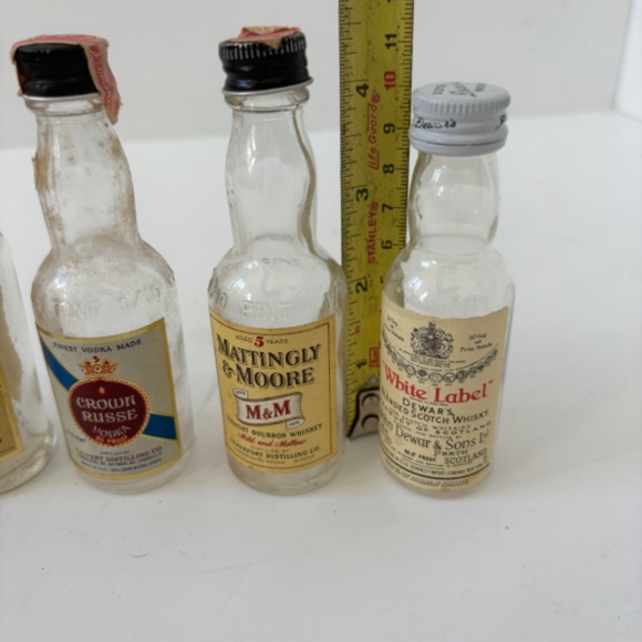 Lot of 5 Vintage Airline Liquor Empty Glass Bottles Whiskey & Vodka - Picture 4 of 6